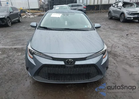 2022 Toyota Corolla Le z USA, uszkodzony, nr VIN JTDEPMAE7N3000473